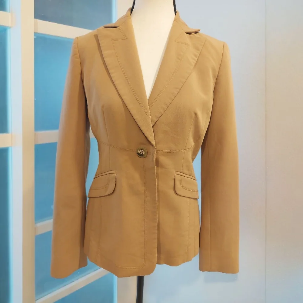 Tan Wool-Blend Blazer with Tailored Fit - Picture 2 of 10